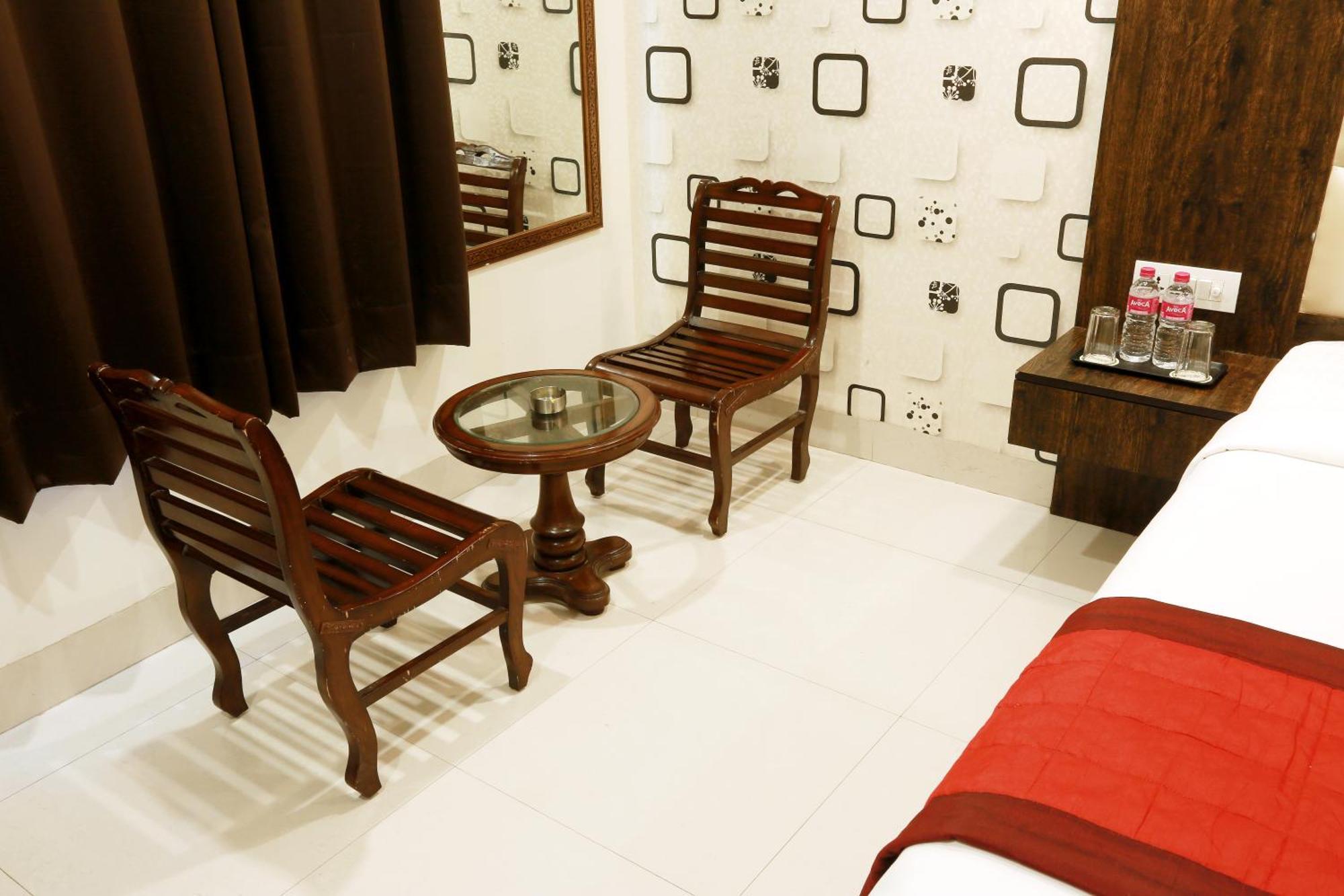 Airport Delhi Aerocity Inn Plaza New Delhi Bagian luar foto